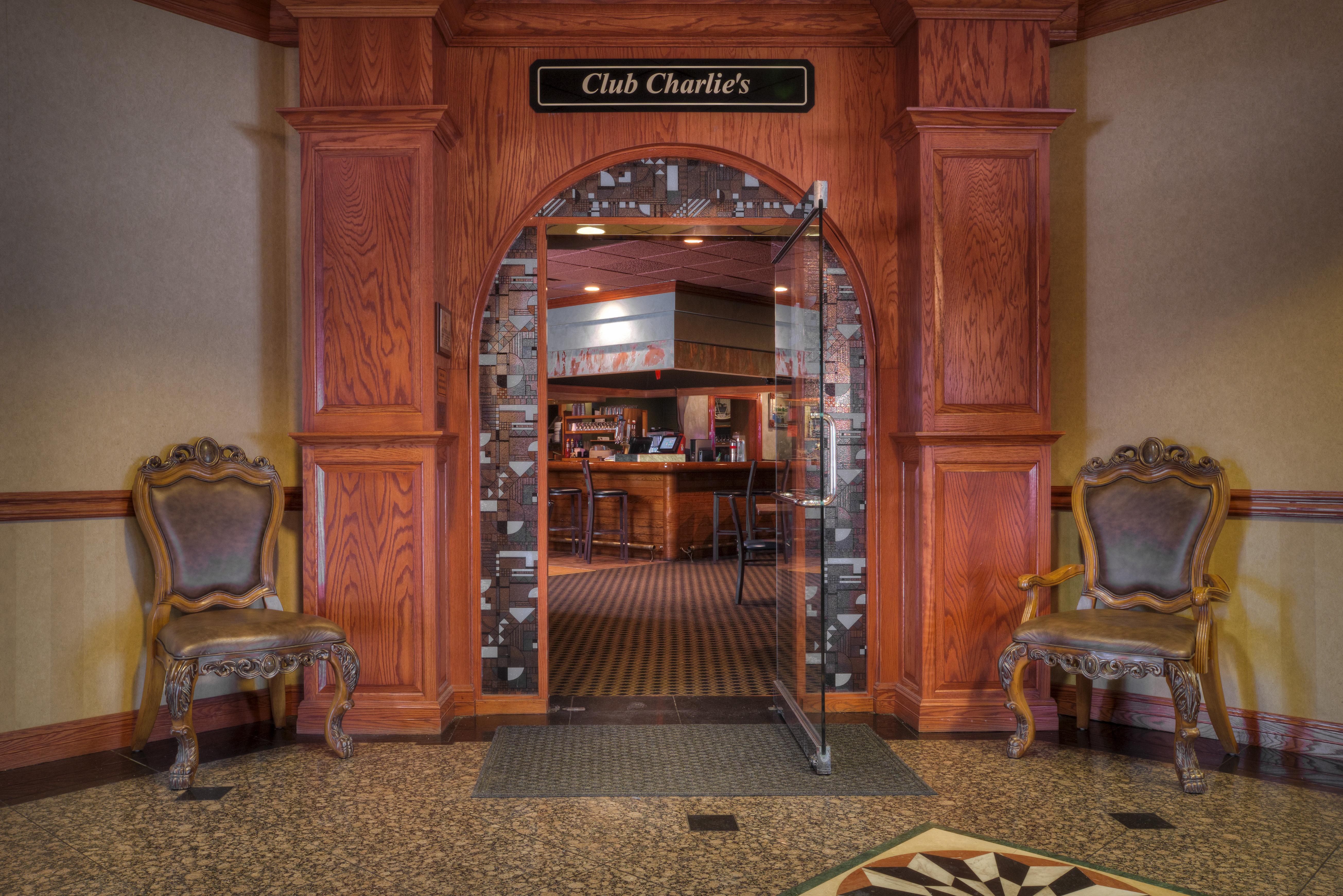 Wyndham Garden Southgate Hotel Exterior foto